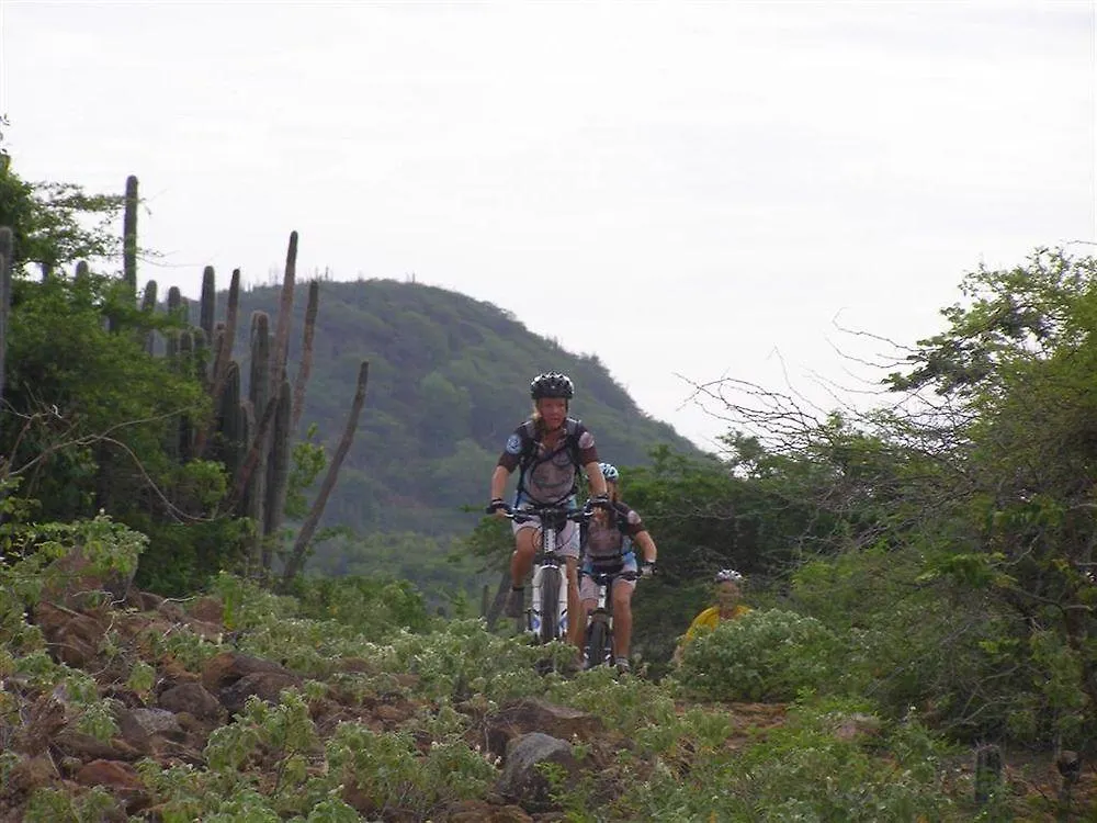 Wanapa Lodge Bonaire 4*,  Bonaire, Sint Eustatius en Saba